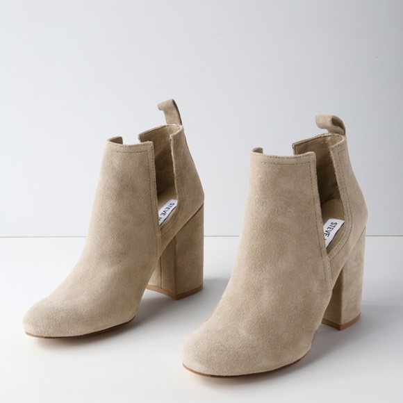 Steve Madden Naomi Cutout Bootie - Picture 3 of 6